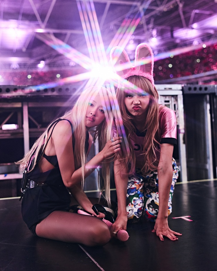 Black Pink