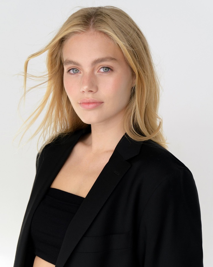 Rosalie Montulet Rosalie Montulet