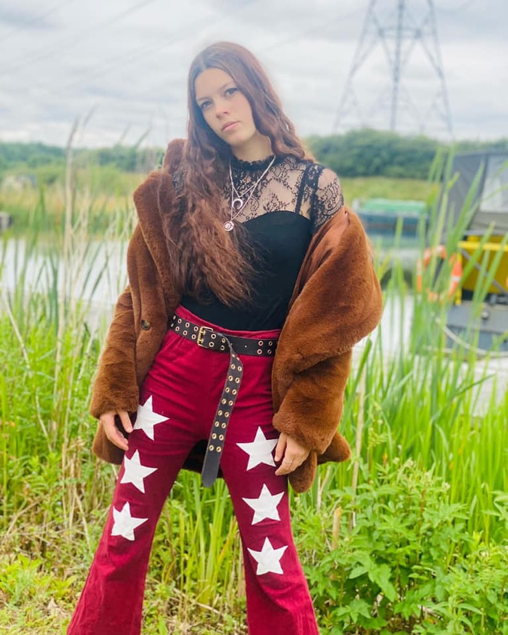 Courtney Hadwin Courtney Hadwin