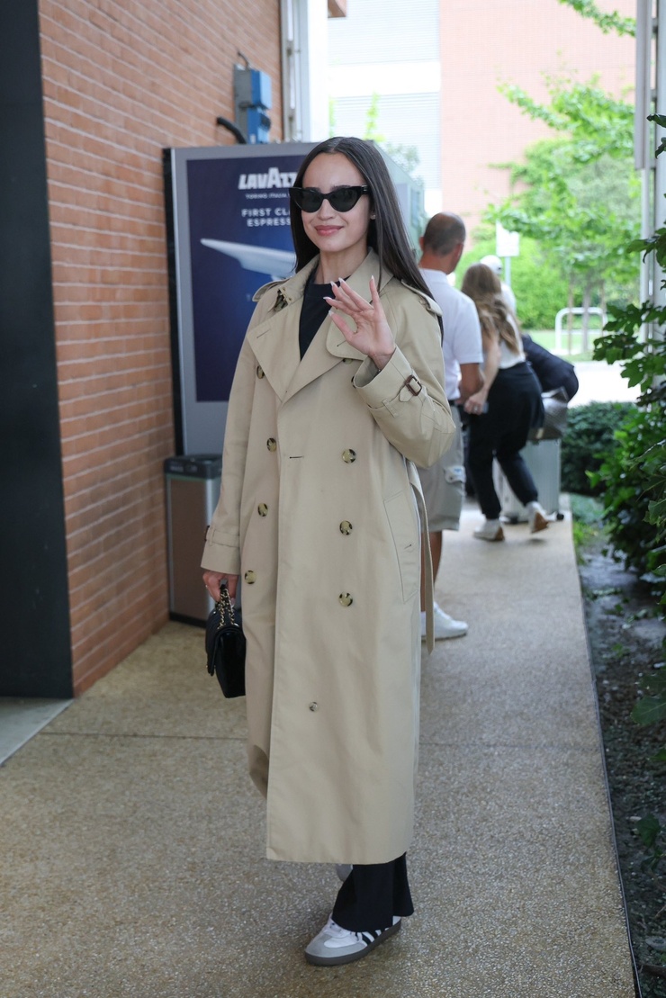 Sofia Carson