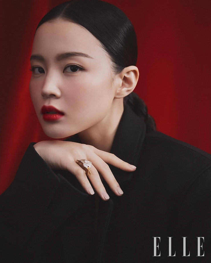 Lee Ha Yi