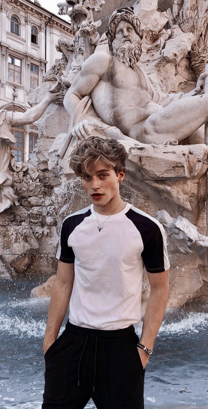 Froy Gutierrez