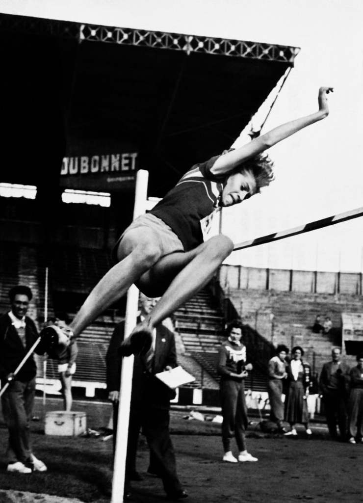 Iolanda Balaș Iolanda Balaș