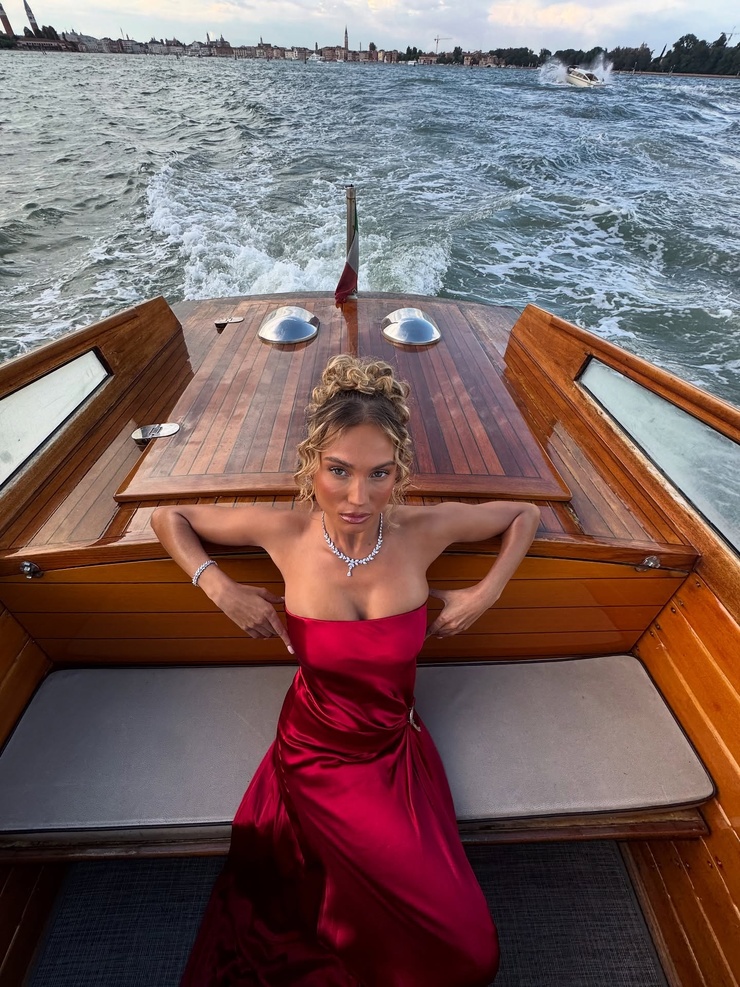 Stephanie Bertram Rose Stephanie Bertram Rose