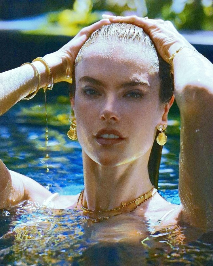 Alessandra Ambrosio Alessandra Ambrosio