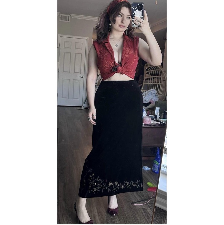Annabel Redd Annabel Redd
