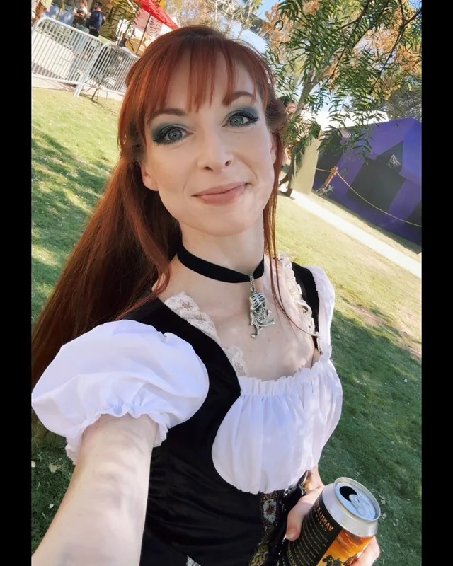 Lisa Foiles