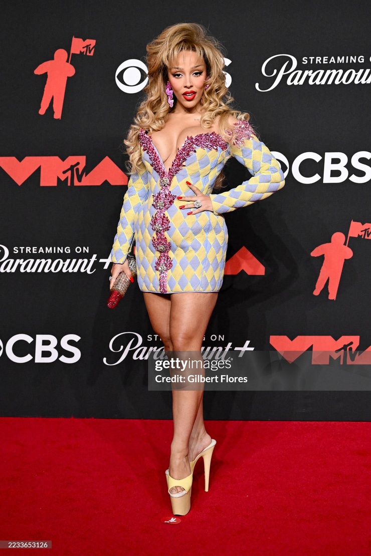 DOJA CAT
