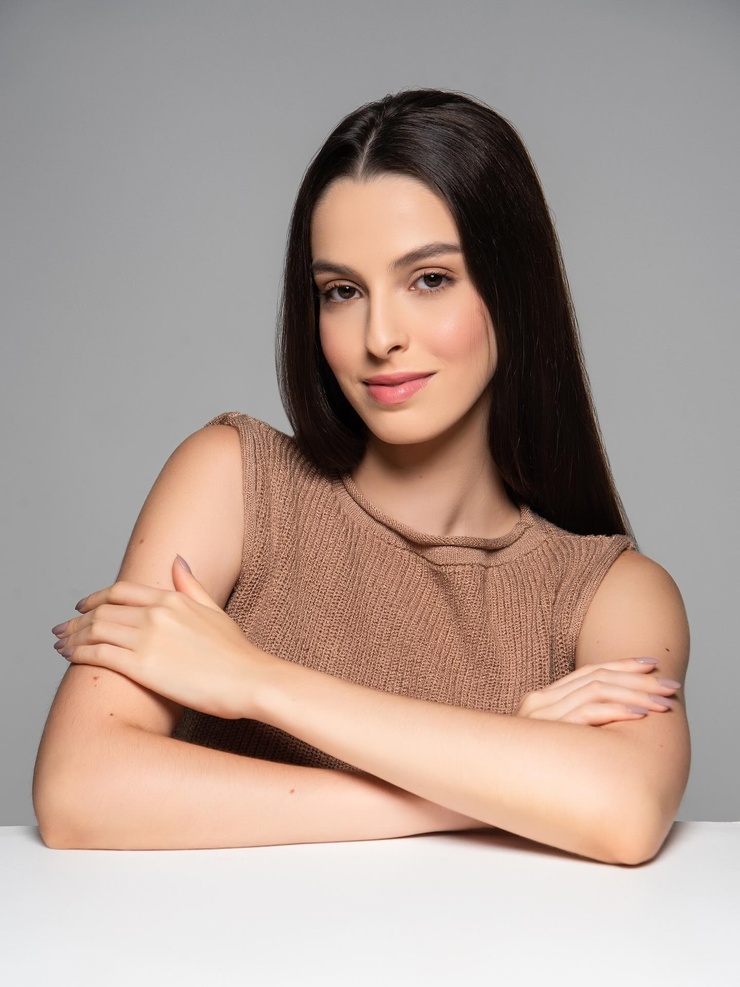 Ester Cezari