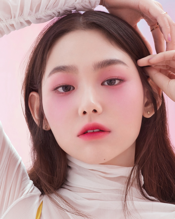 Mi-na Kang