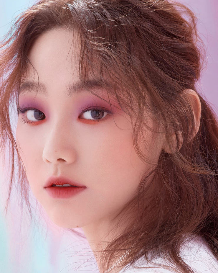 Mi-na Kang