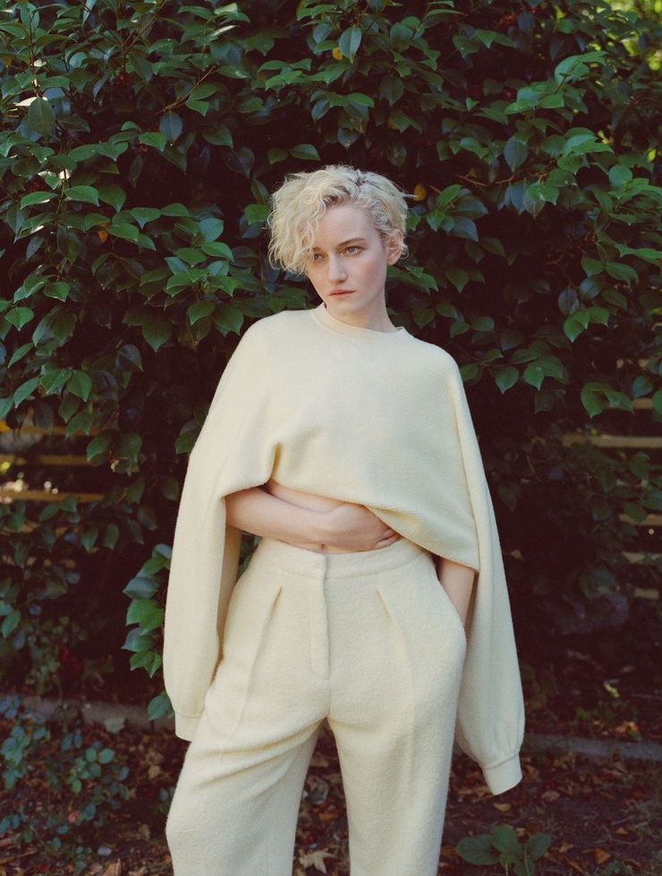 Julia Garner