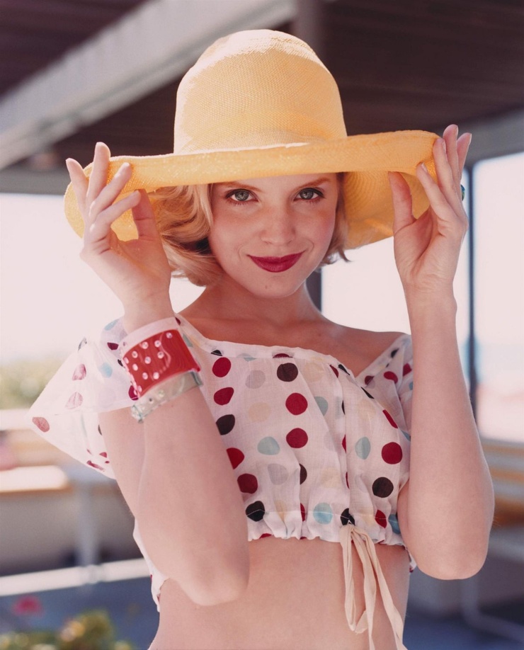 Mena Suvari Mena Suvari