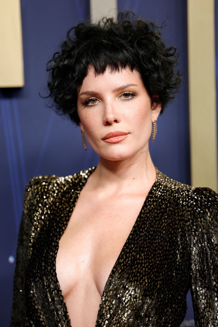 Halsey Halsey