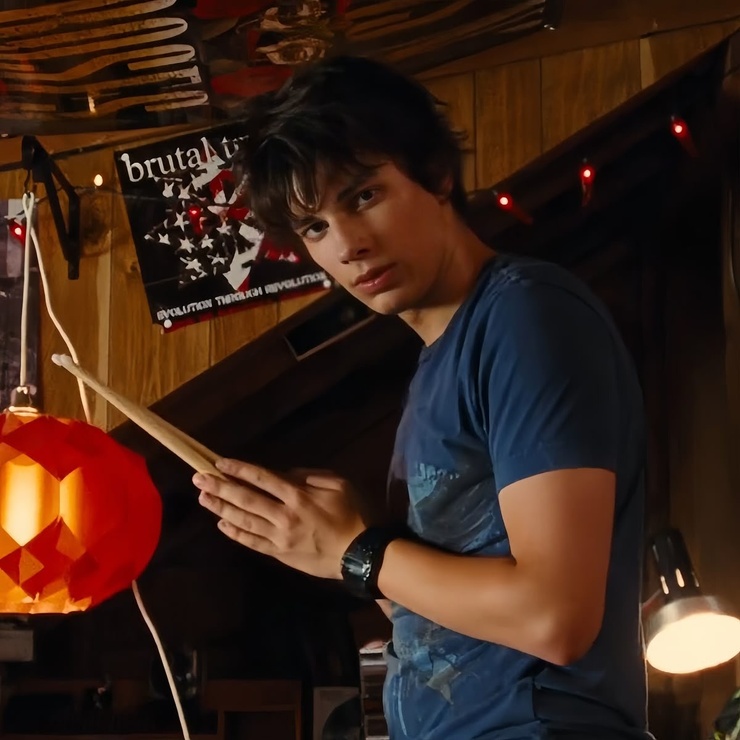 Devon Bostick