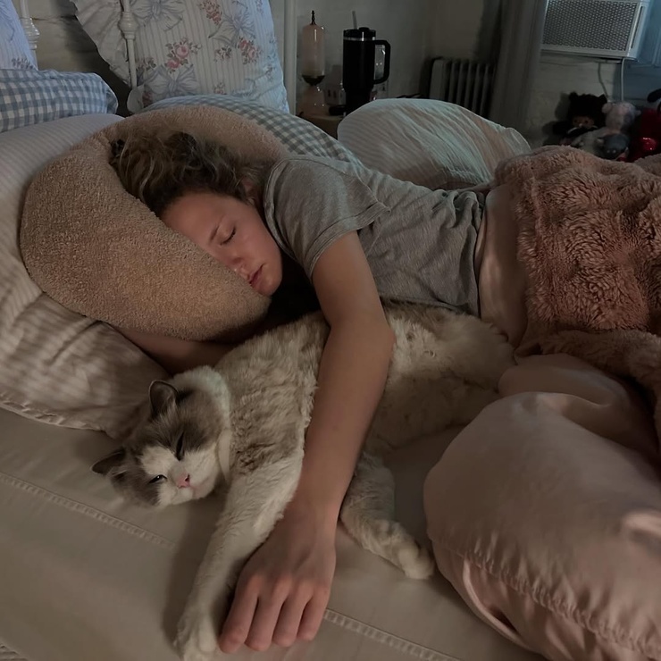 Iris Apatow