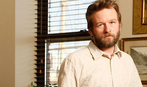 Dallas Roberts