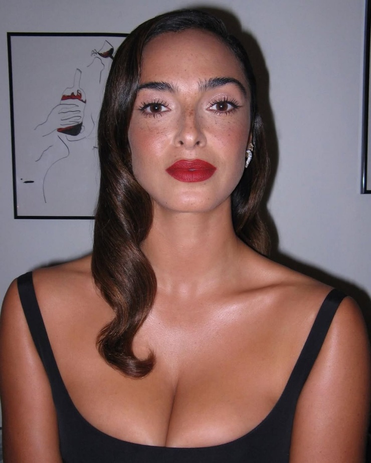 Anna Shaffer