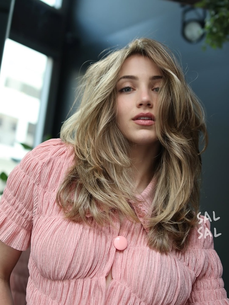 Picture of Emily Rudd