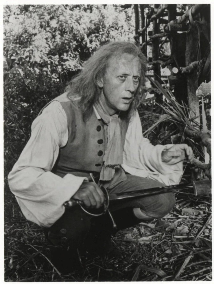 Kenneth Colley