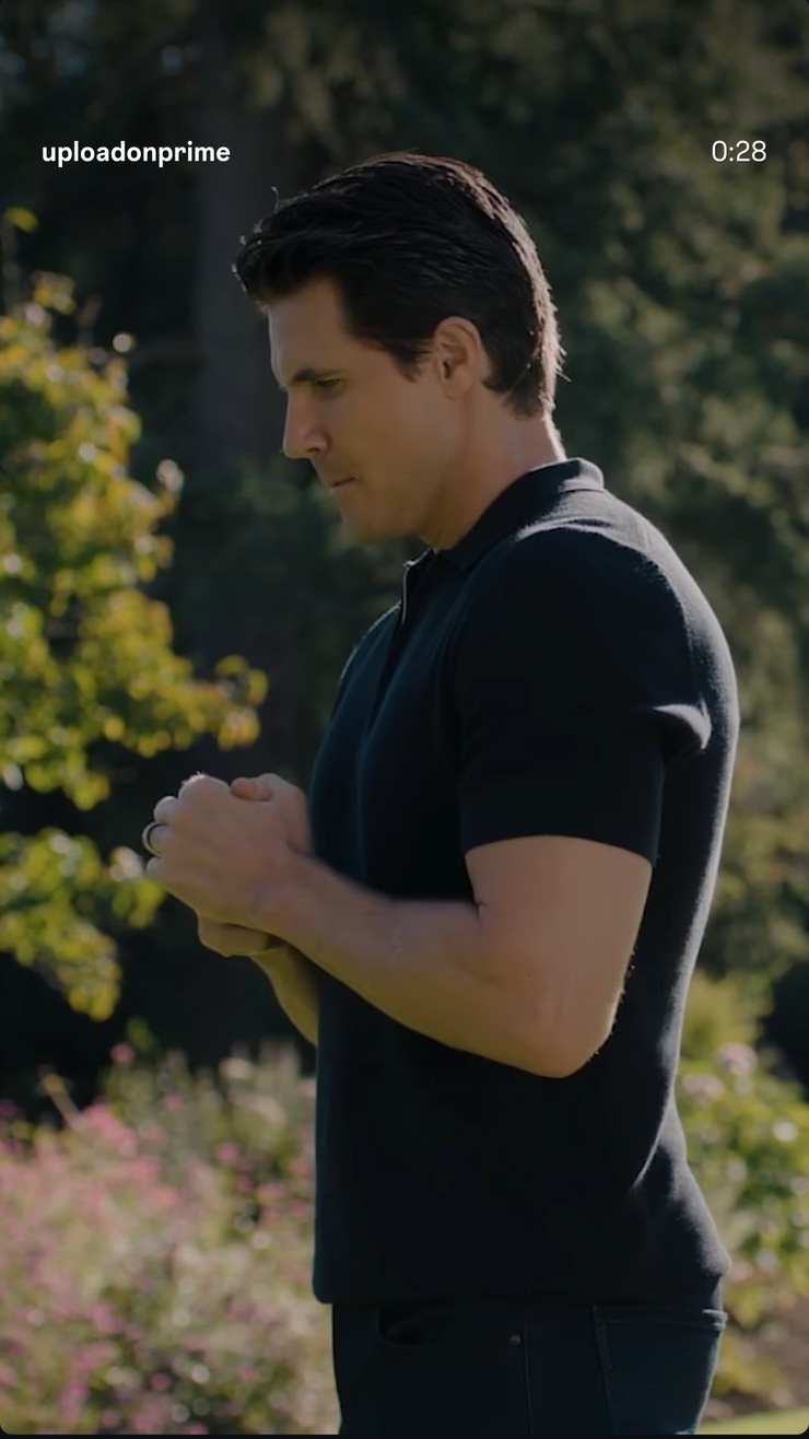 Robbie Amell