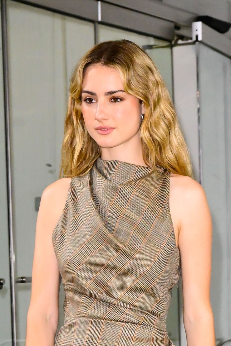 Grace Van Patten