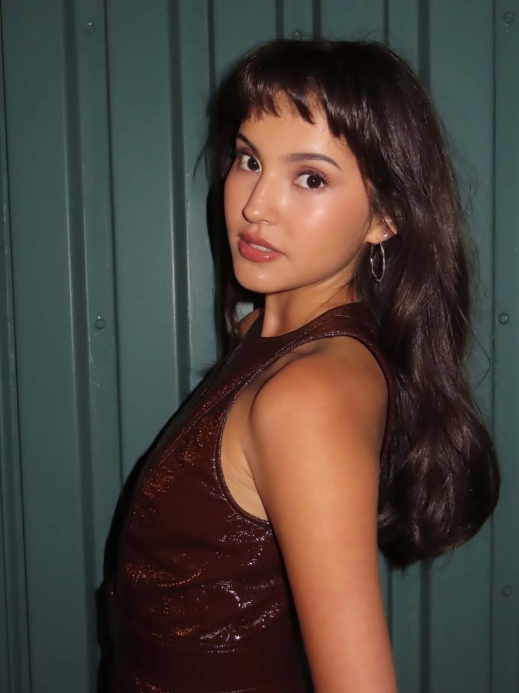 Isabel Deroy-Olson