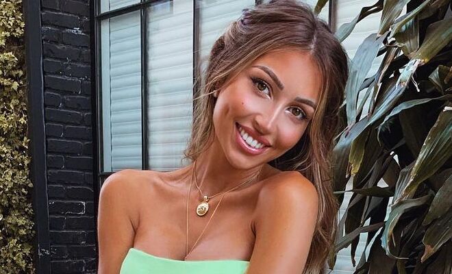 Caroline Einhoff