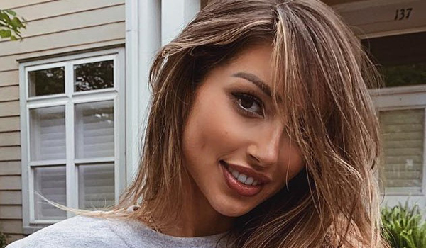 Caroline Einhoff