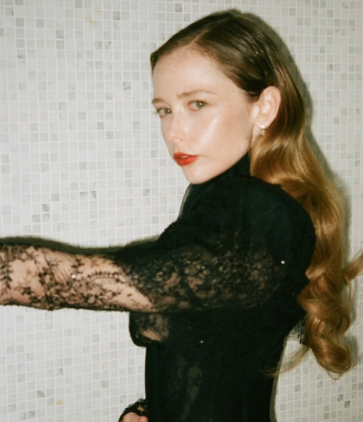 Suzanna Son