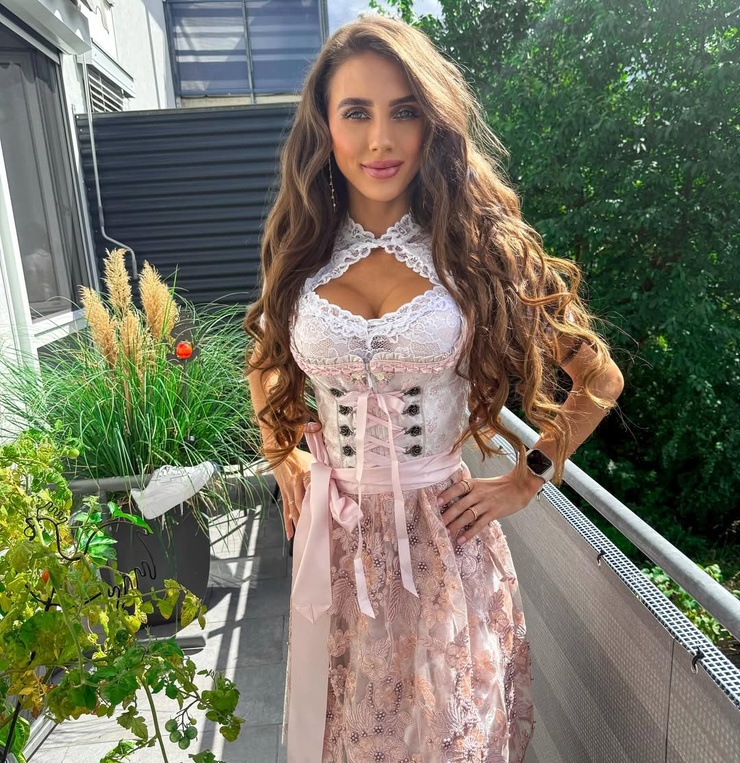 Isabella Leeb