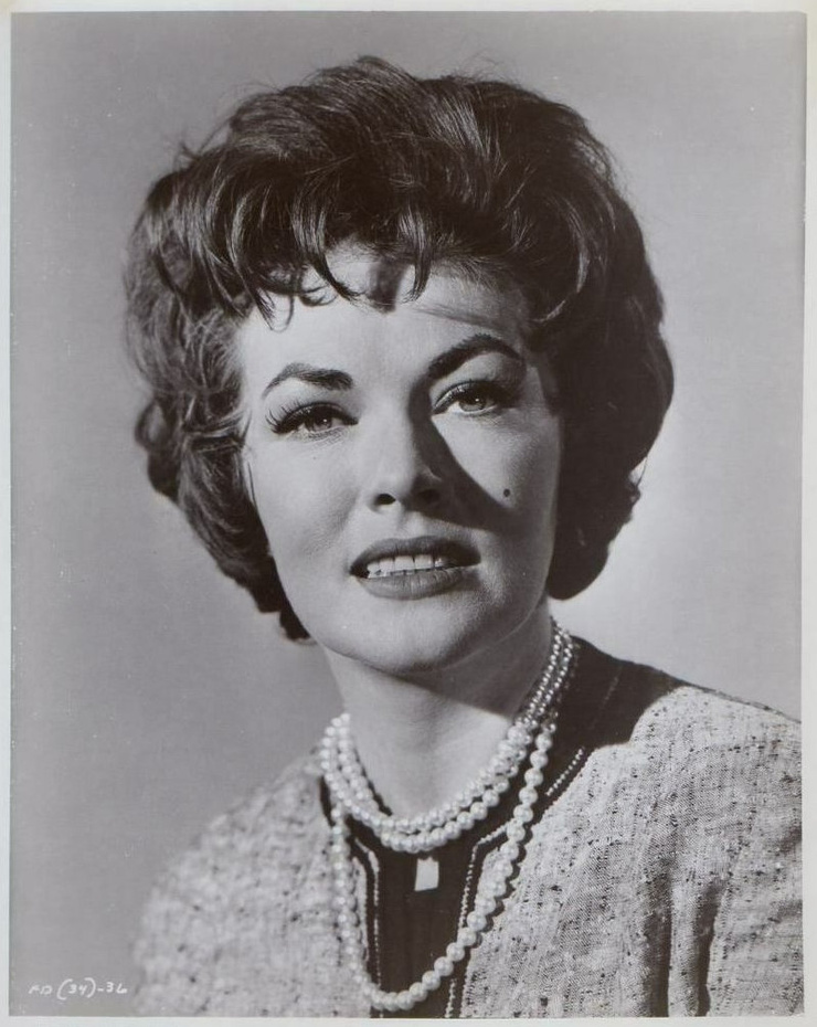 Paula Raymond