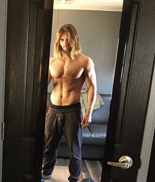 Drew Van Acker