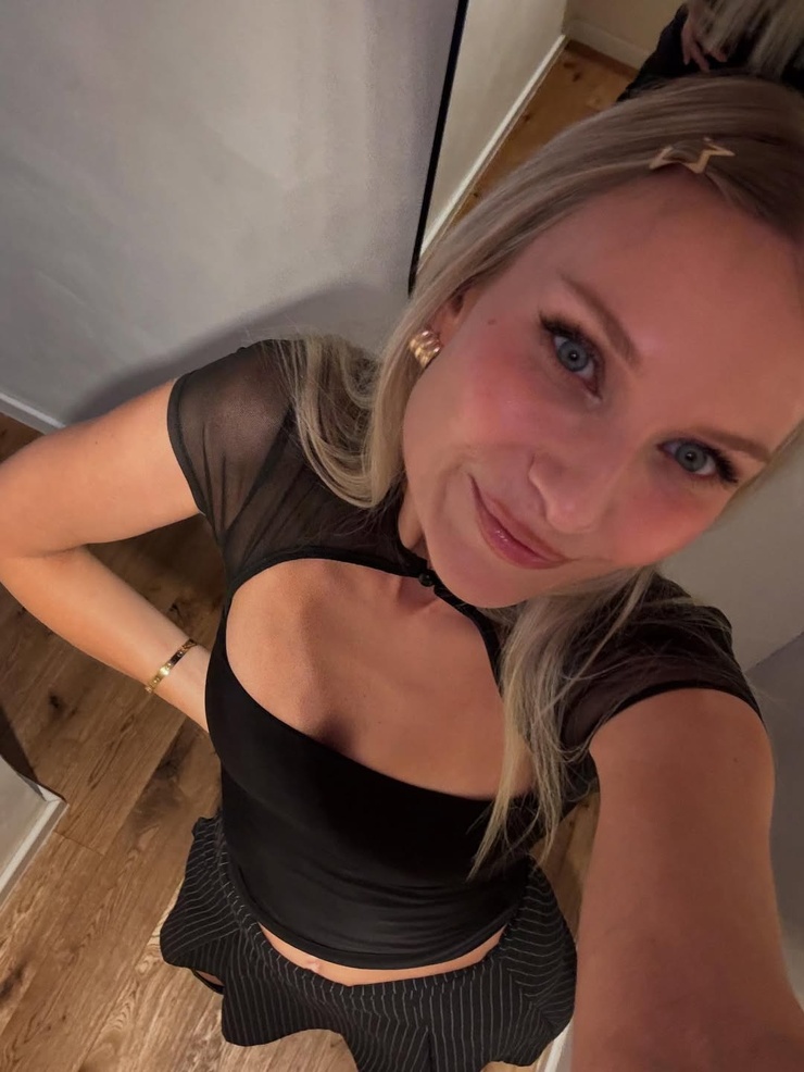 Carolin Niemczyk Carolin Niemczyk