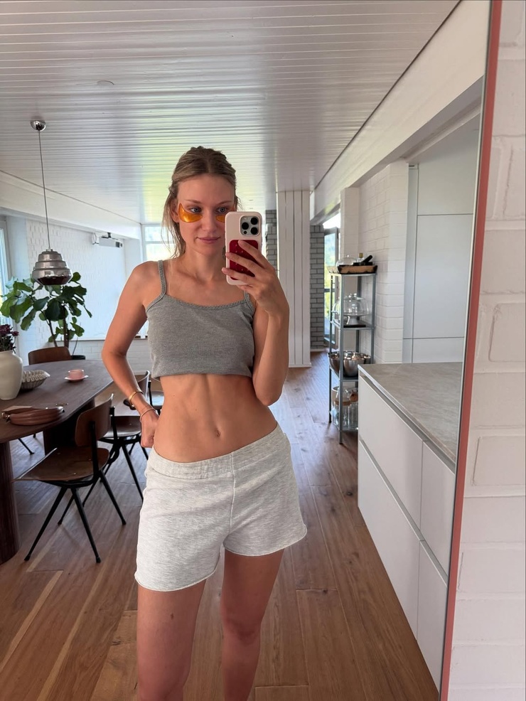 Carolin Niemczyk Carolin Niemczyk
