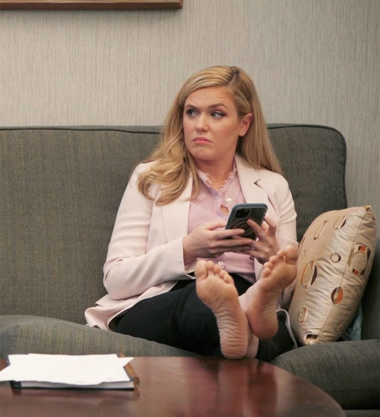Harriet Dyer Harriet Dyer