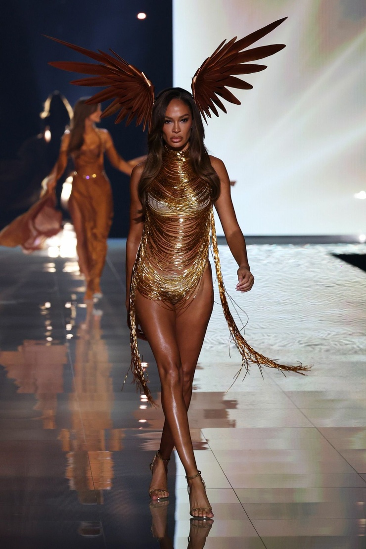 Joan Smalls Joan Smalls
