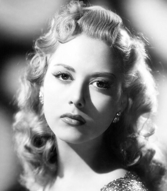 Adele Mara