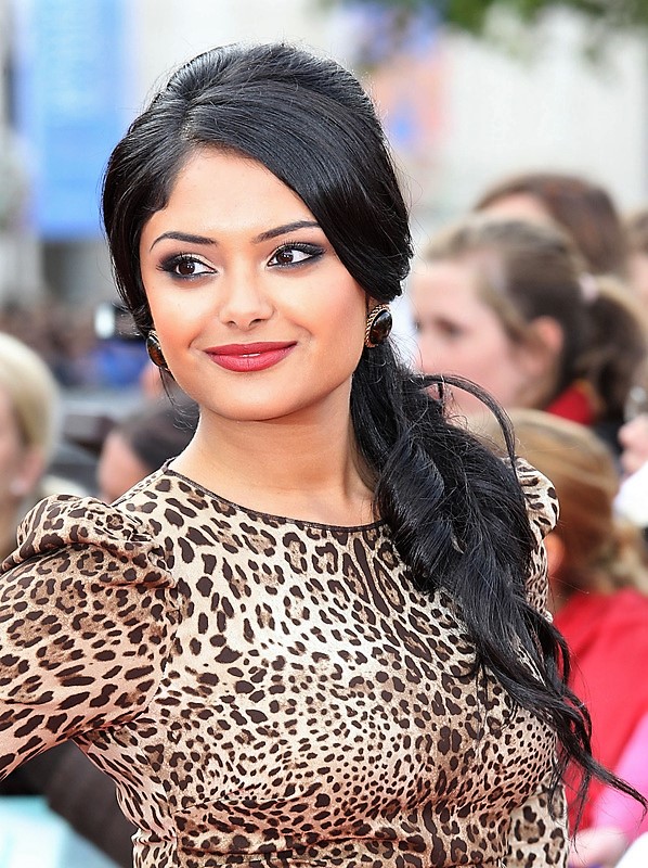 Afshan Azad