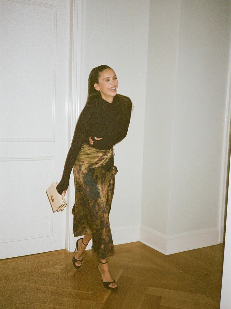 Nina Dobrev