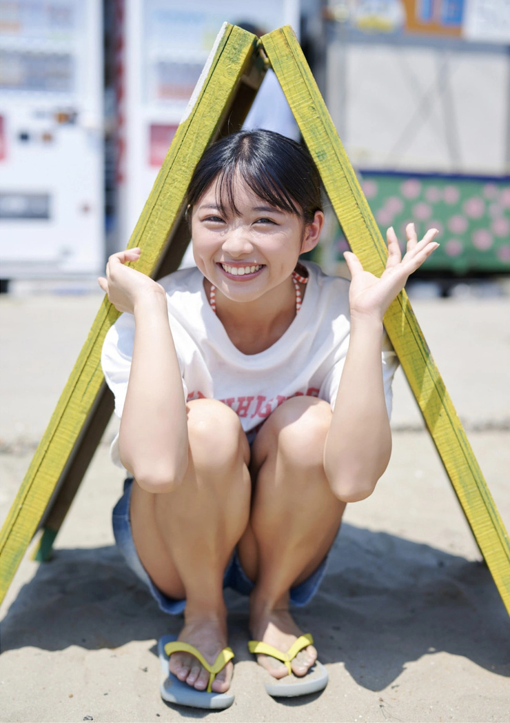 Miku Kuwajima Miku Kuwajima