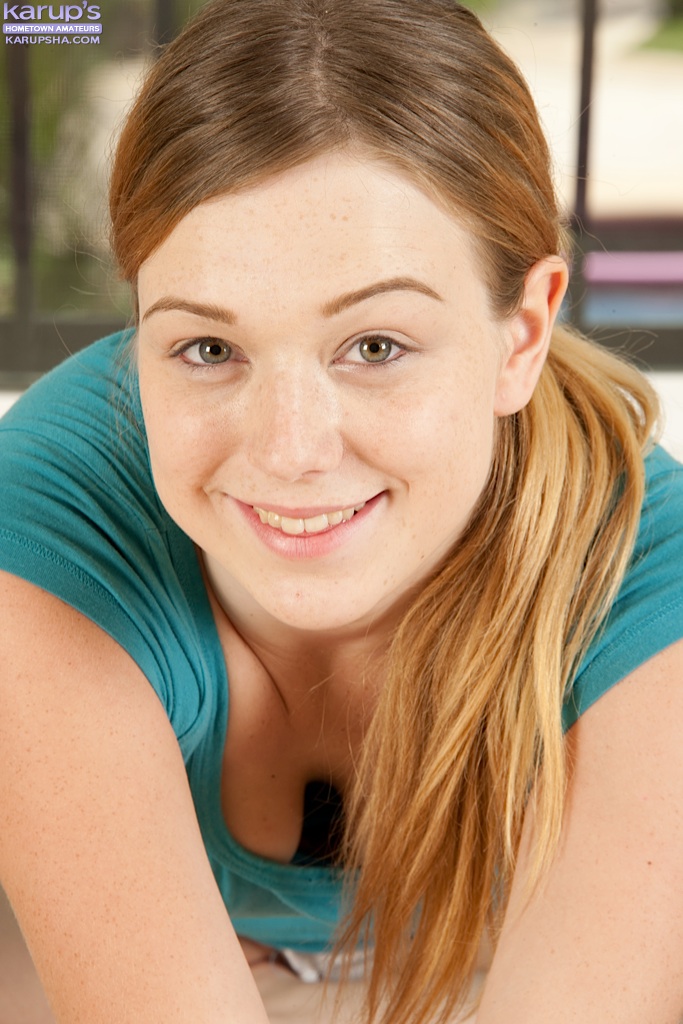 Alaina Fox