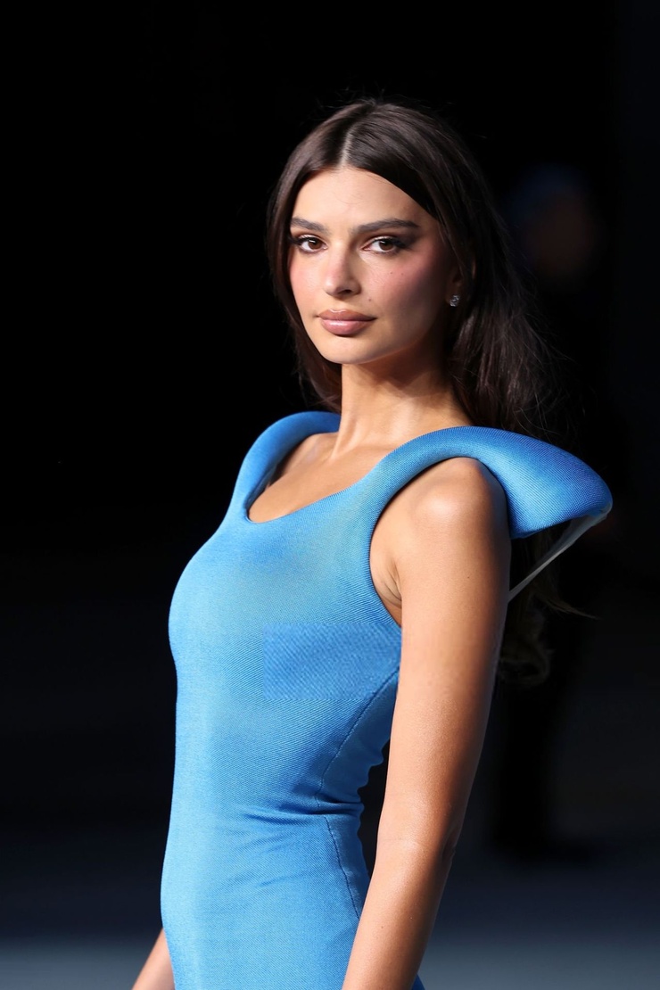 Emily Ratajkowski Emily Ratajkowski