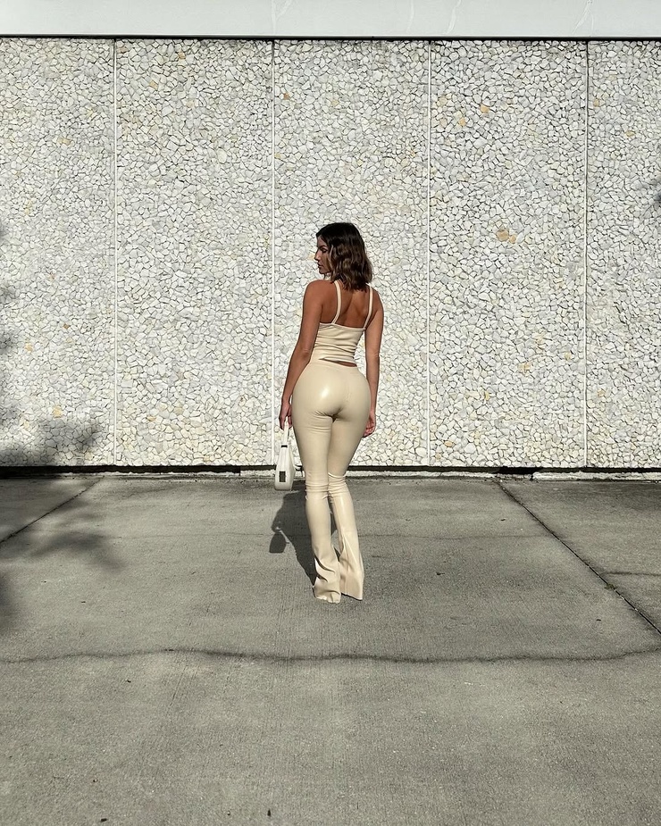 Casi Davis