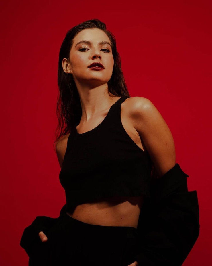 Alanis Guillen