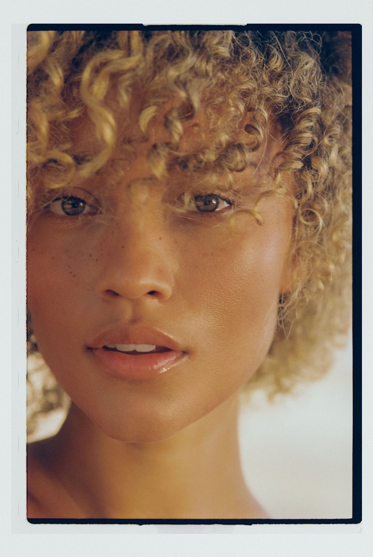 Elle Smith
