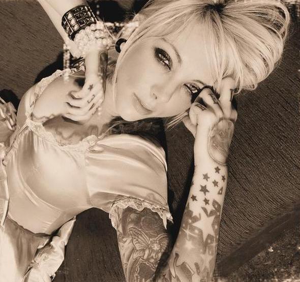 Maria Brink Maria Brink