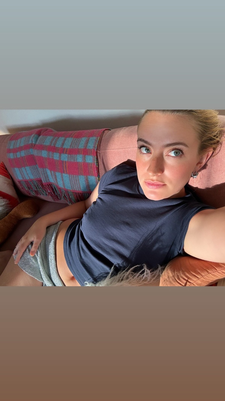 Amelia Dimoldenberg
