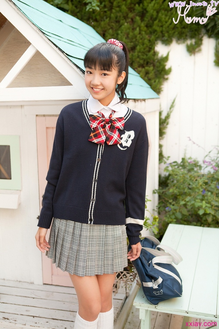Momo Shiina