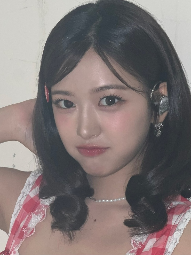 Ahn Yujin